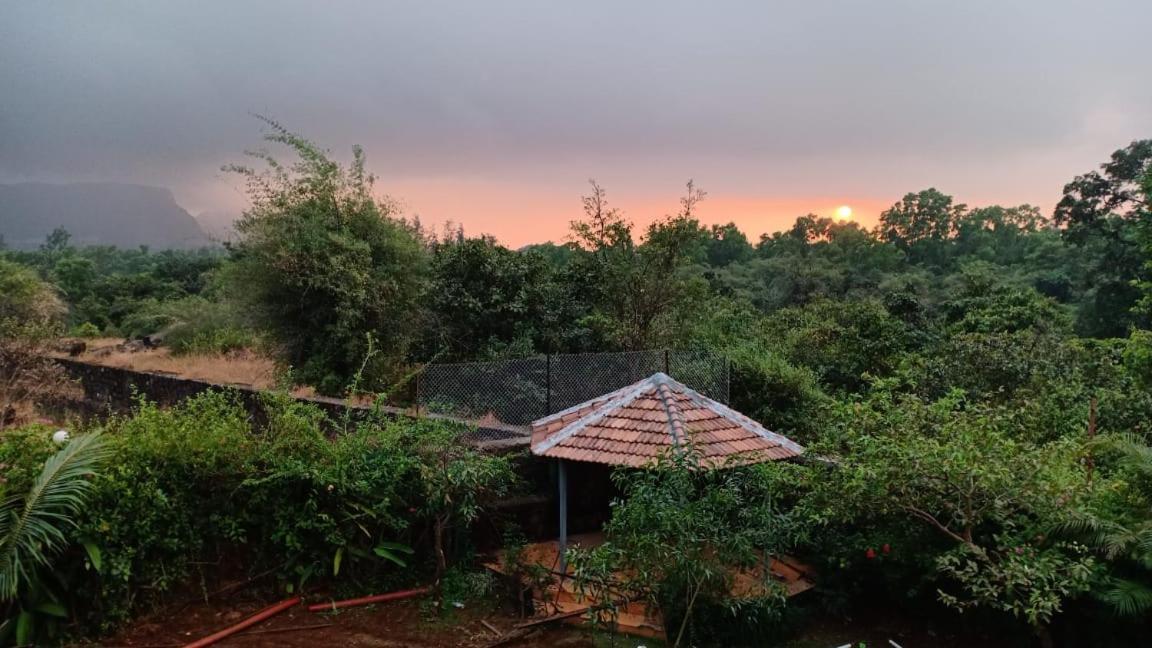Nature Villa, Dukes Den Khandala Zewnętrze zdjęcie